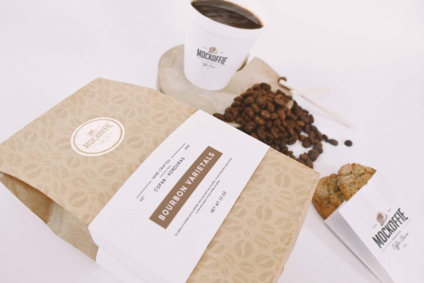 Mockups de objetos café enfoquegaussiano