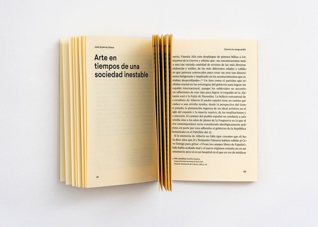 Libro de texto corrido con alineación justificada.