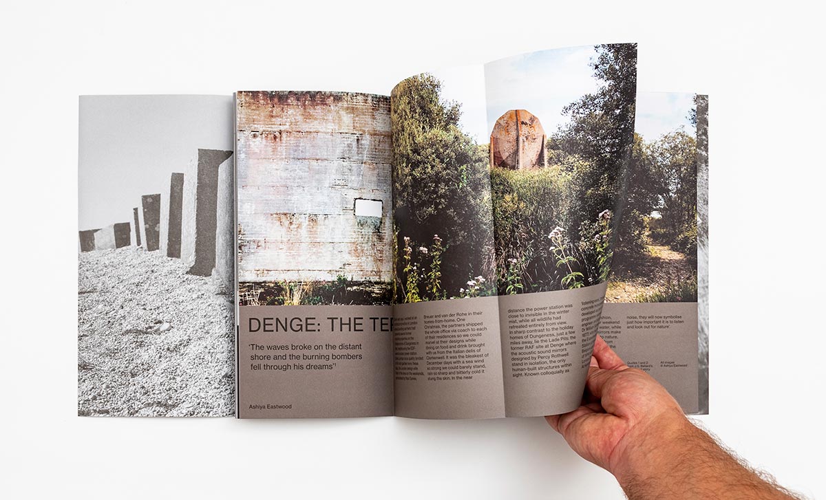 Plegados de la revista independiente The Modernist