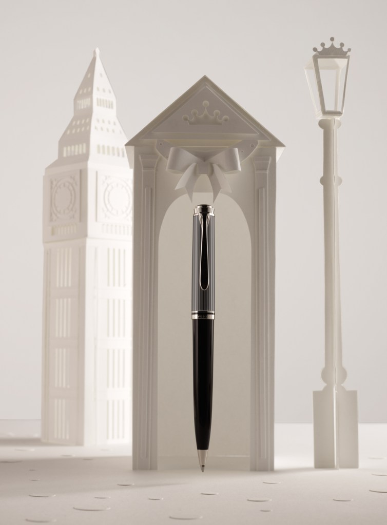 adrian and gidi artistas fotografia producto paper craft