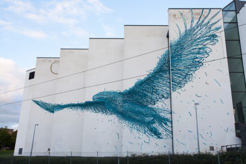 daleast paint wall street art 10