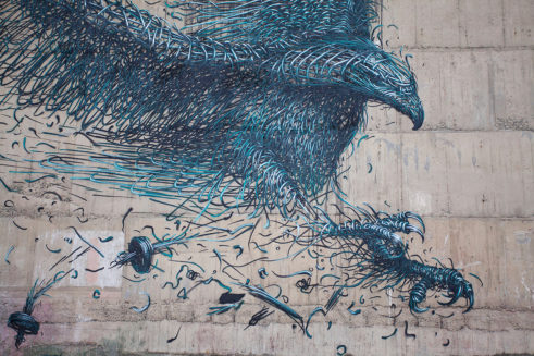 daleast paint wall street art 11