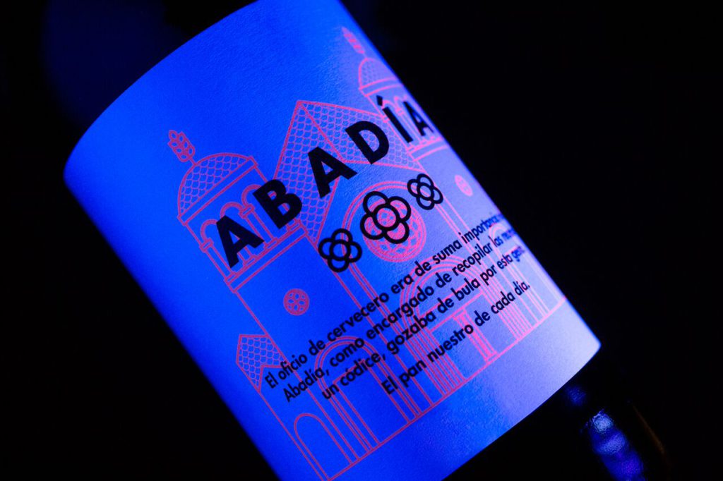 Acabados y materiales Packaging - Cerveza ABADÍA
